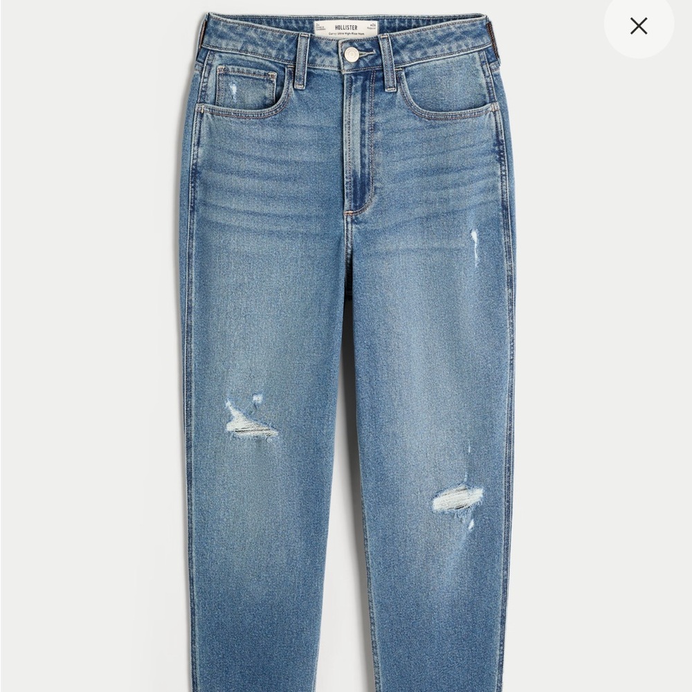 Hollister Curvy Ultra High Rise Mom Jean